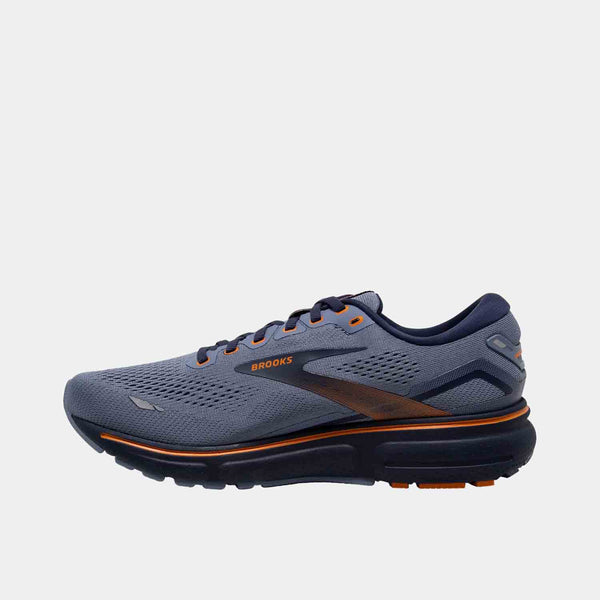 Side medial view of Men's Brooks Ghost 15 Running Shoes.