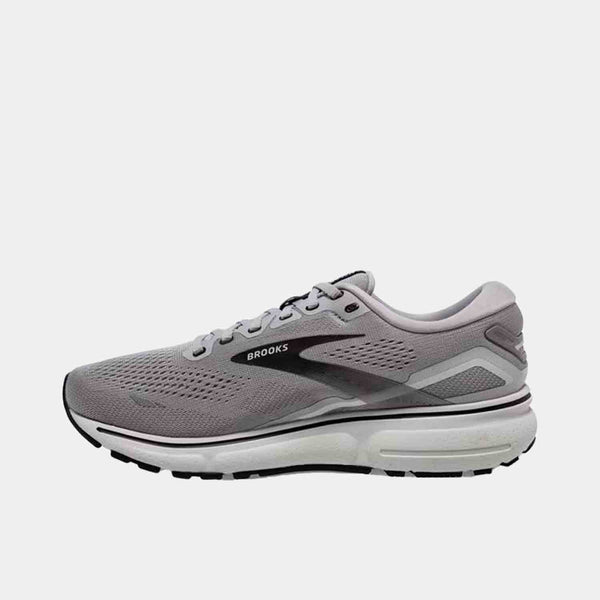 Side medial view of Men's Brooks Ghost 15 Running Shoes.