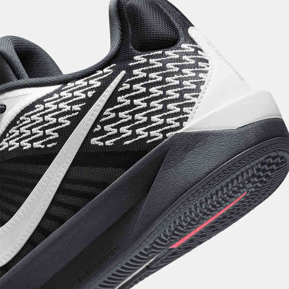 Up close, rear view of the Nike Sabrina 2 "Locked In".