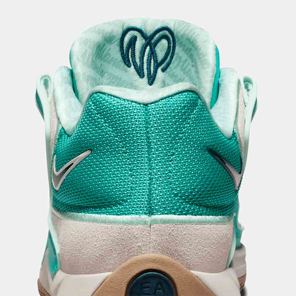 Rear view of the Nike KD18 "Wanda".