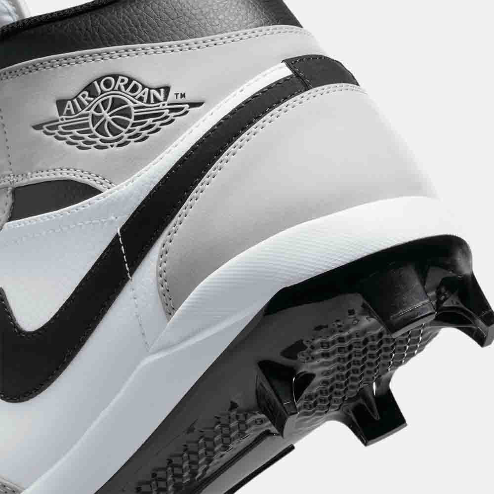 Up close, rear view of the Jordan 1 Retro MCS Baseball Cleats.