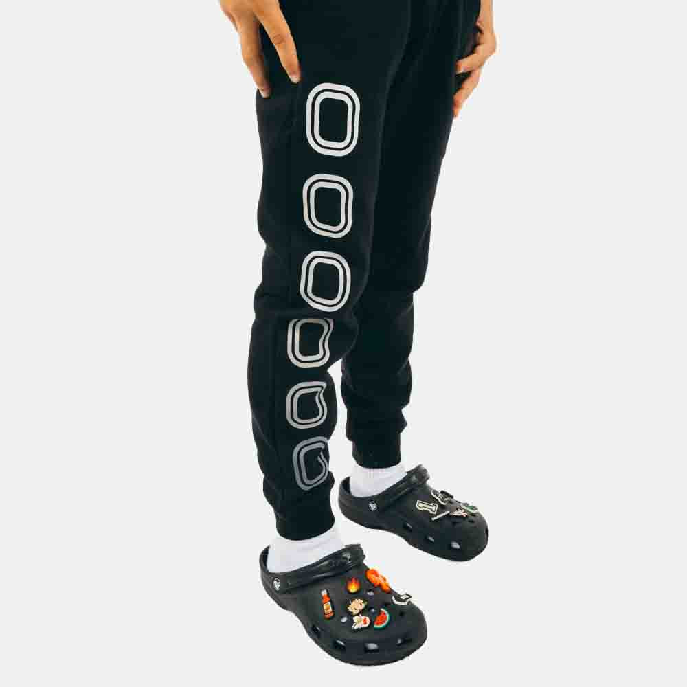 Front/side view of the Kids' Overtime Classic Joggers.