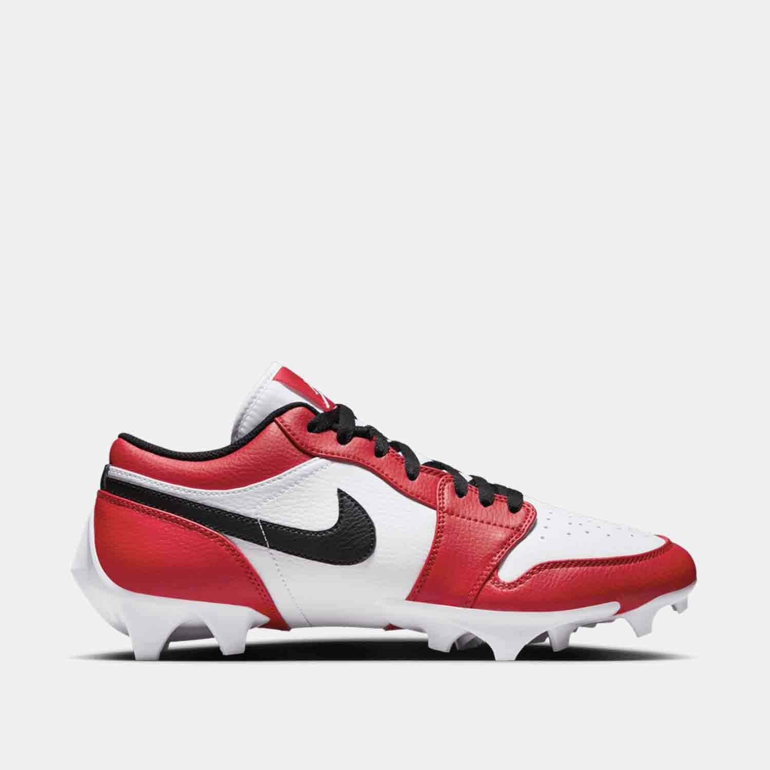 Jordan Low TD Cleat 'Chicago'