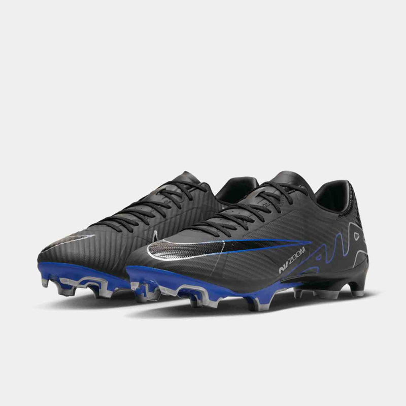 Front view of Nike Mercurial Vapor 15 Academy Soccer Cleats.