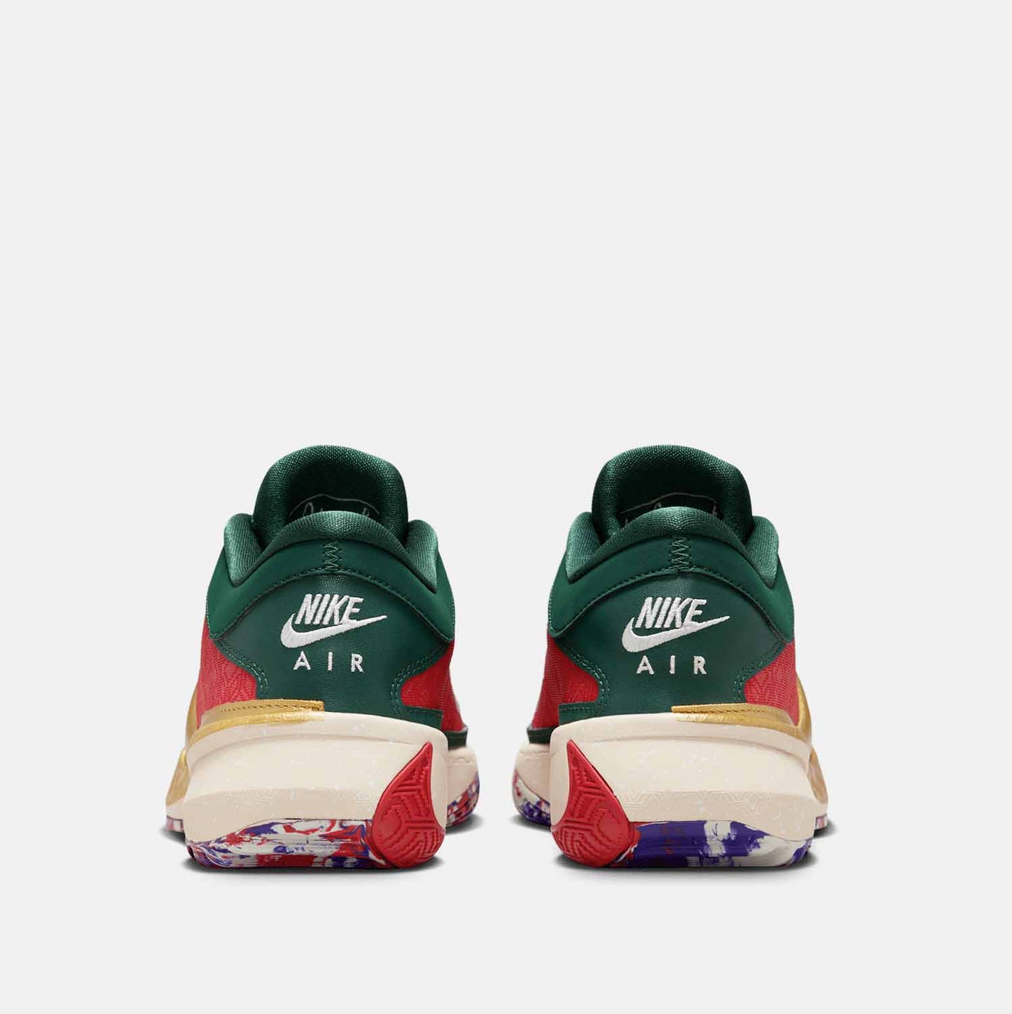 Rear view of Men's Nike Giannis Freak 5.