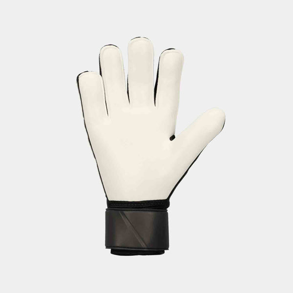 Front palm view of Nike Match Goalkeeper Gloves.