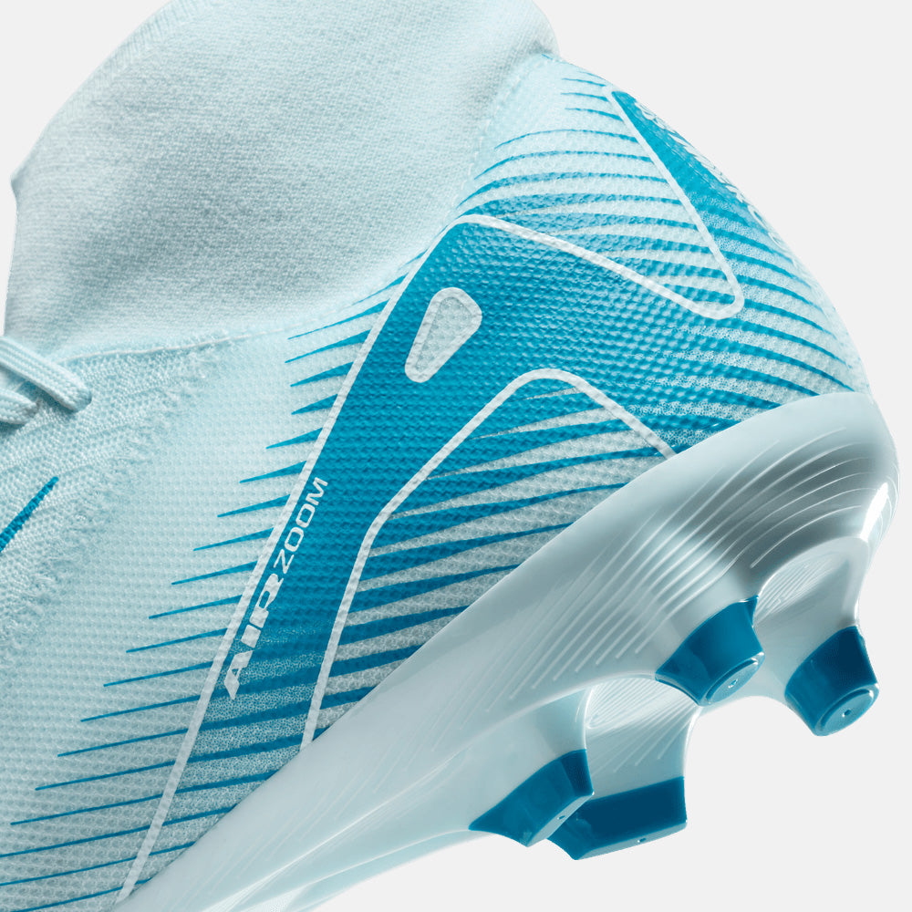 Up close, rear view of the Nike Mercurial Superfly 10 Academy Soccer Cleats.