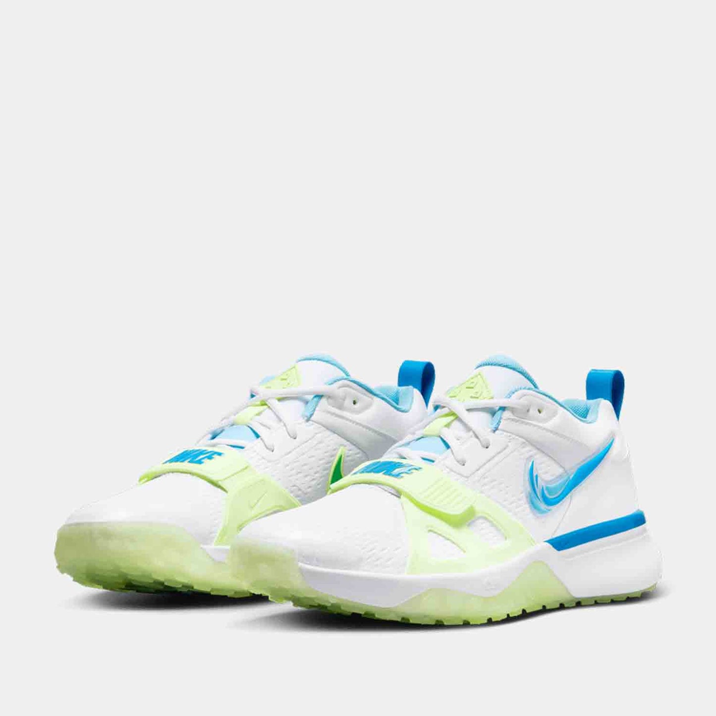 Front view of Nike Diamond Elite Turf Baseball Shoes.