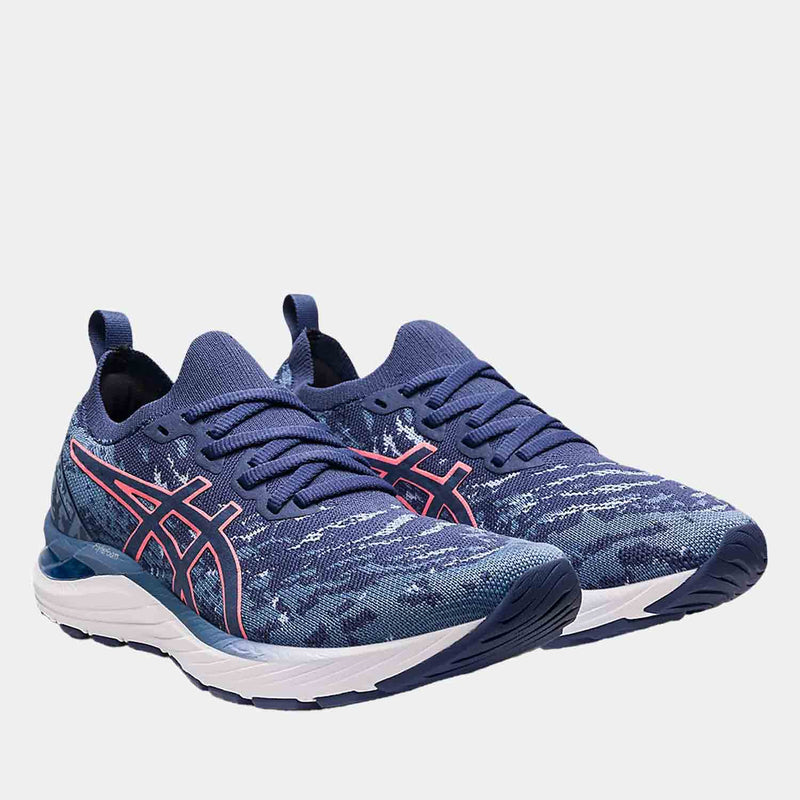 Front view of the Women's Asics Gel-Cumulus 23 MK Running Shoes.