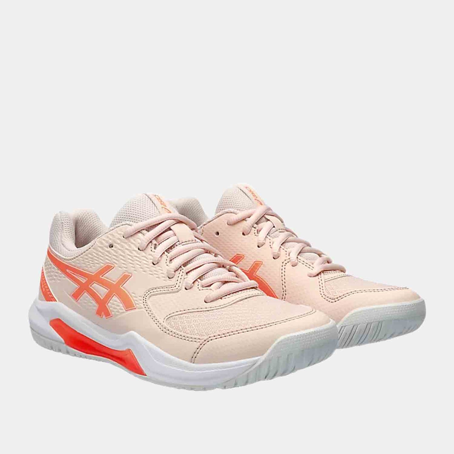 Front view of Women's Asics Gel-Dedicate 8.