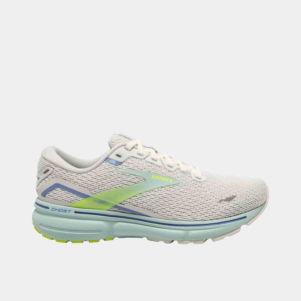 Side view of Women's Brooks Ghost 15.