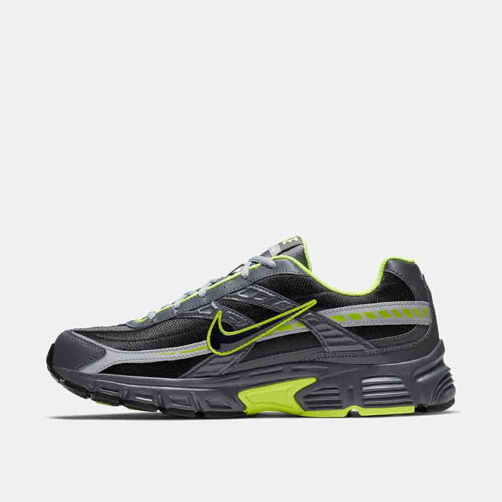 Side medial view of the Men's Nike Initiator Running Shoes.