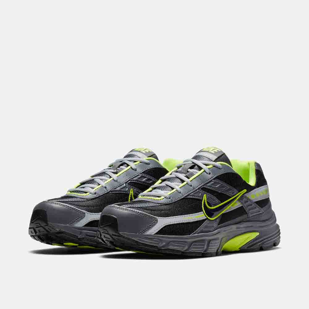 Front view of the Men's Nike Initiator Running Shoes.