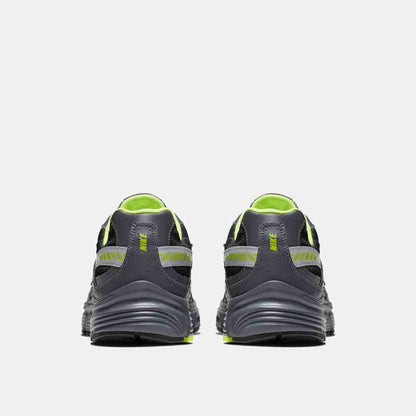 Rear view of the Men's Nike Initiator Running Shoes.