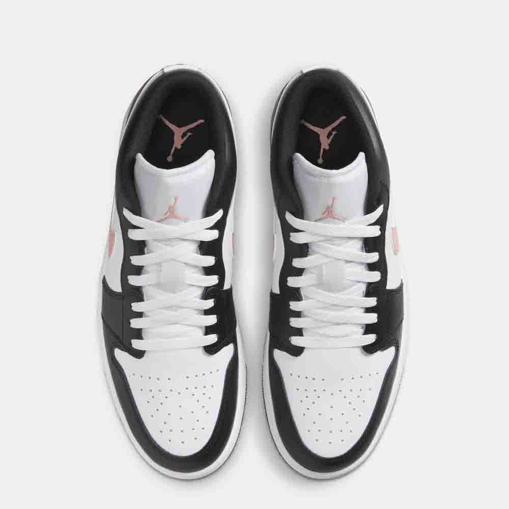 Top view of the Air Jordan 1 Low.