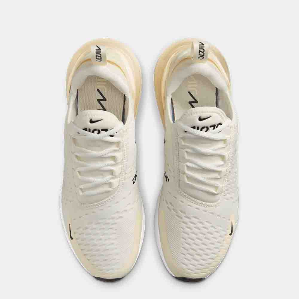 Top view of the Women's Nike Air Max 270.