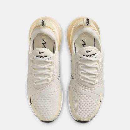 Top view of the Women's Nike Air Max 270.
