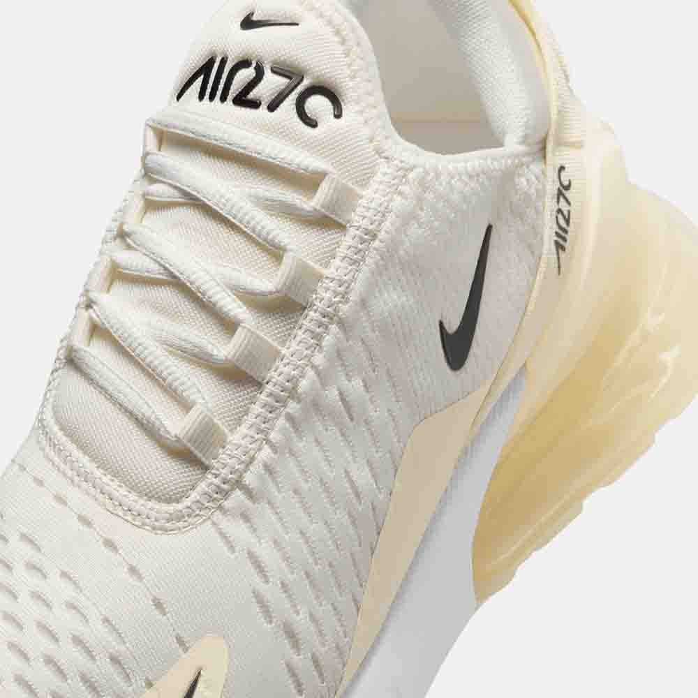 Up close, front view of the Women's Nike Air Max 270.