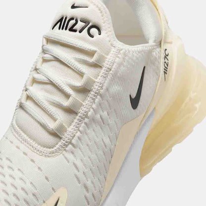 Up close, front view of the Women's Nike Air Max 270.