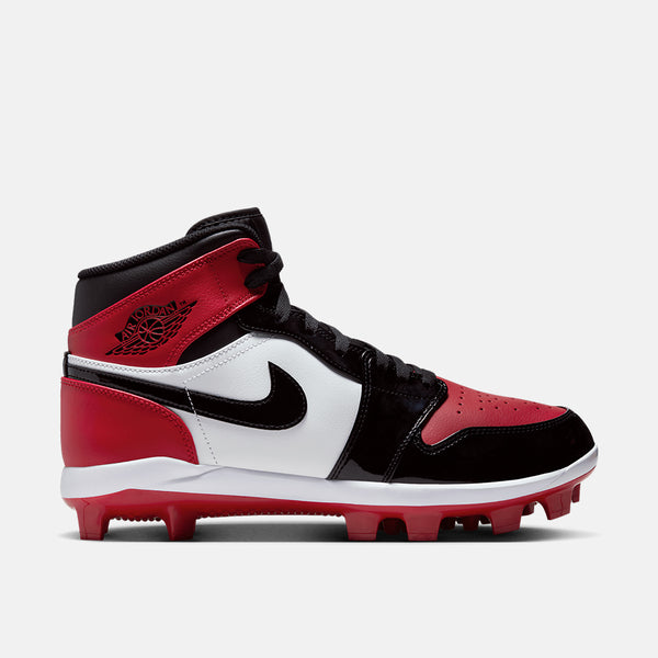 Side view of the Men's Jordan 1 Retro MCS Baseball Cleats.