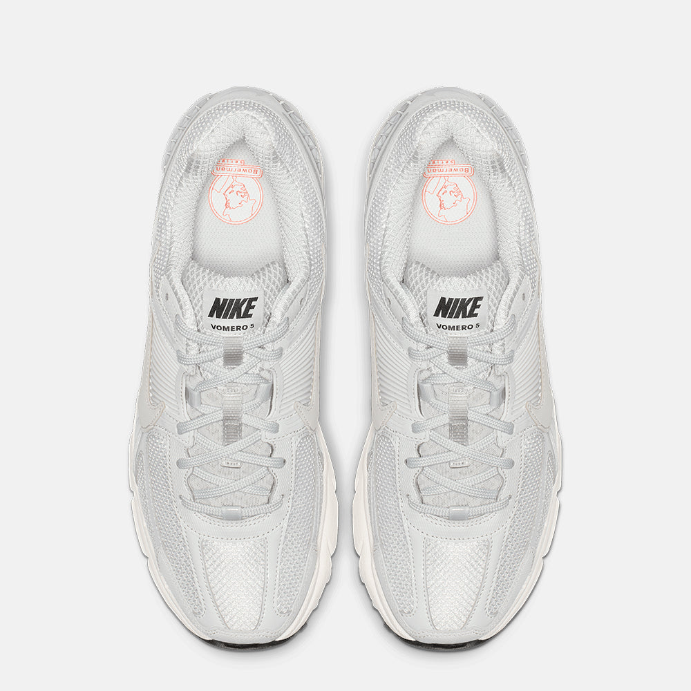 Top view of the Nike Zoom Vomero 5.