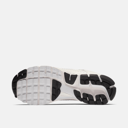 Bottom view of the Nike Zoom Vomero 5.