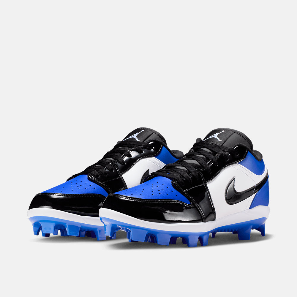 Front/side view of the Men's Jordan 1 Retro MCS Low Baseball Cleats.