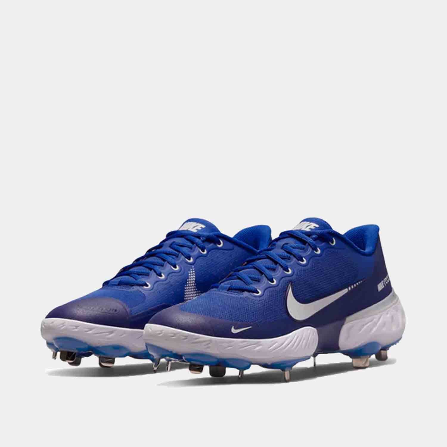 Front view of the Men's Alpha Huarache Elite 3 Low Metal Baseball Cleats.
