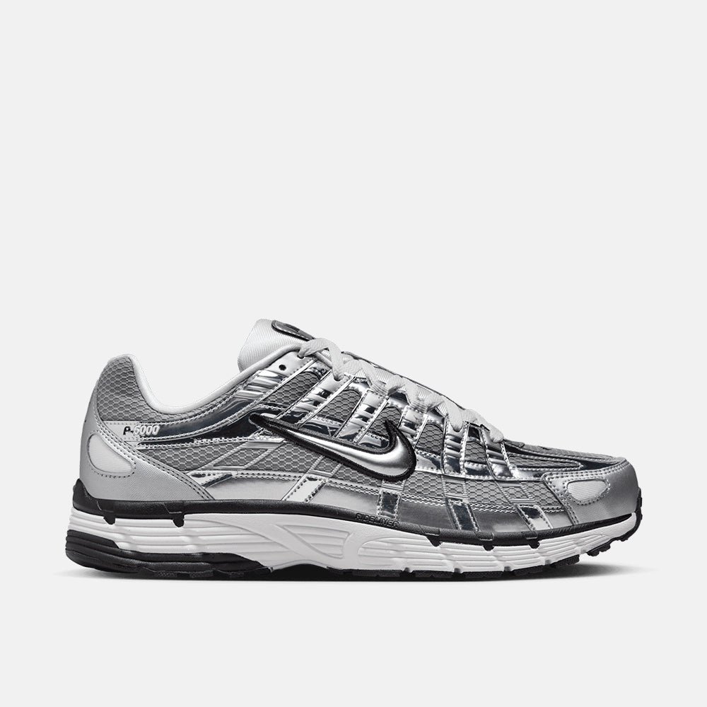 Side view of the Men's Nike P-6000.