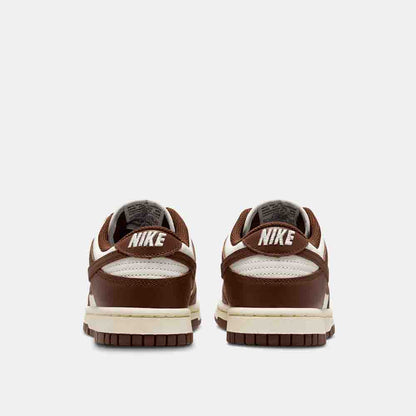 Rear view of the Women's Nike Dunk Low.