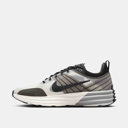 Side medial view of the Men's Nike Lunar Roam Running Shoes.