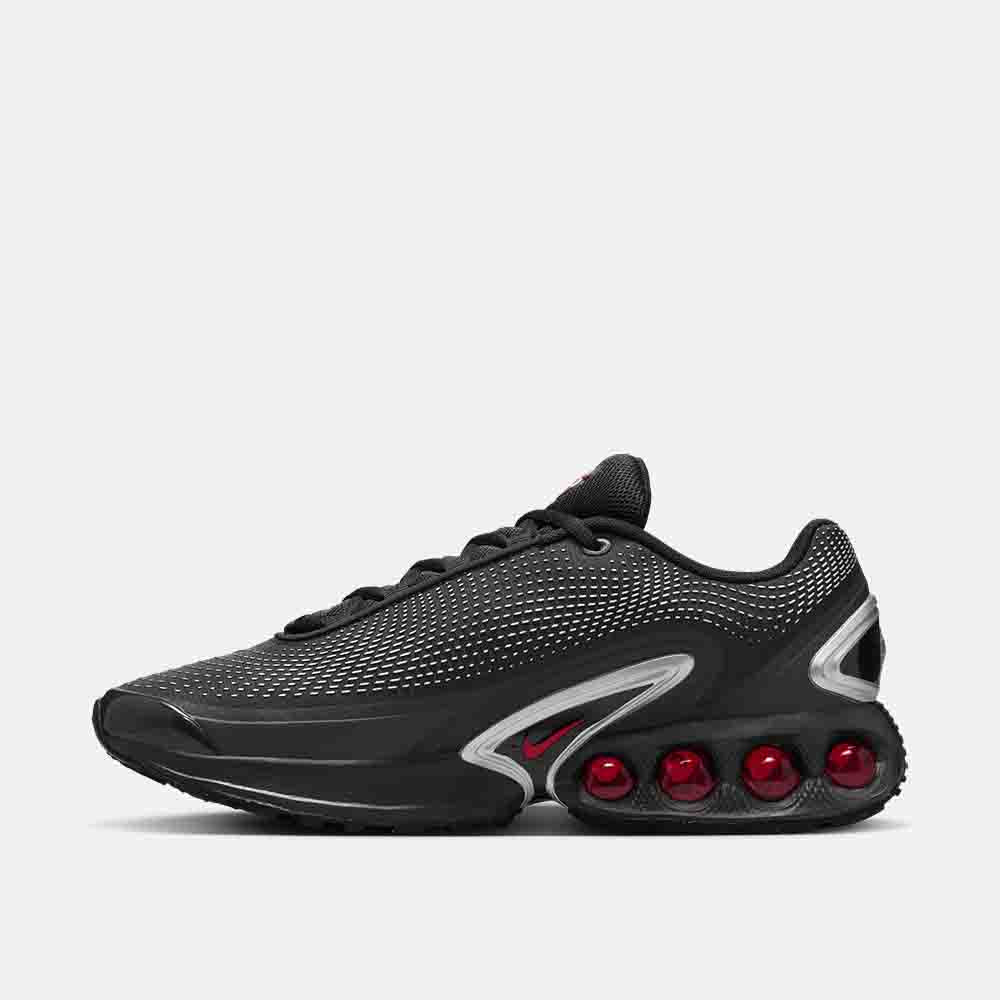 Side medial view of the Men's Nike Air Max Dn.