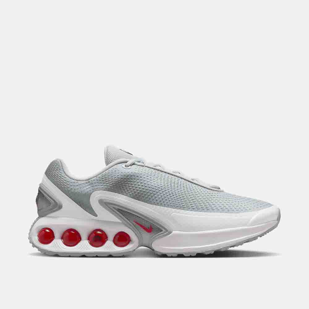 Side view of the Men's Nike Air Max Dn.