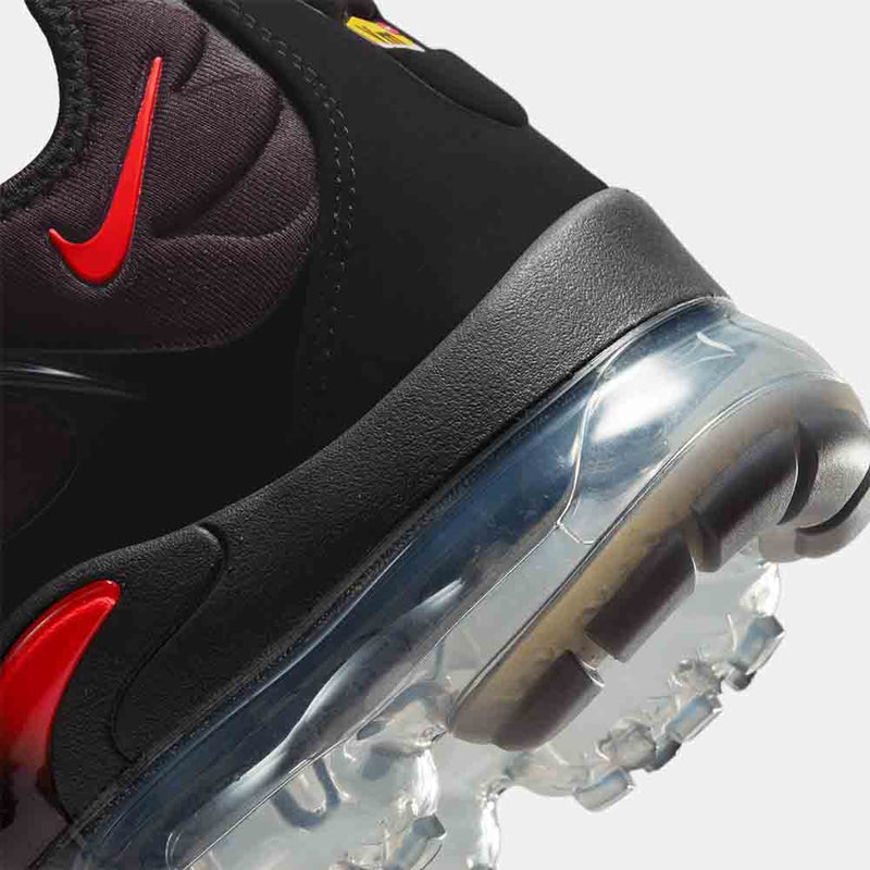 Up close, rear view of the Men's Nike Air VaporMax Plus.