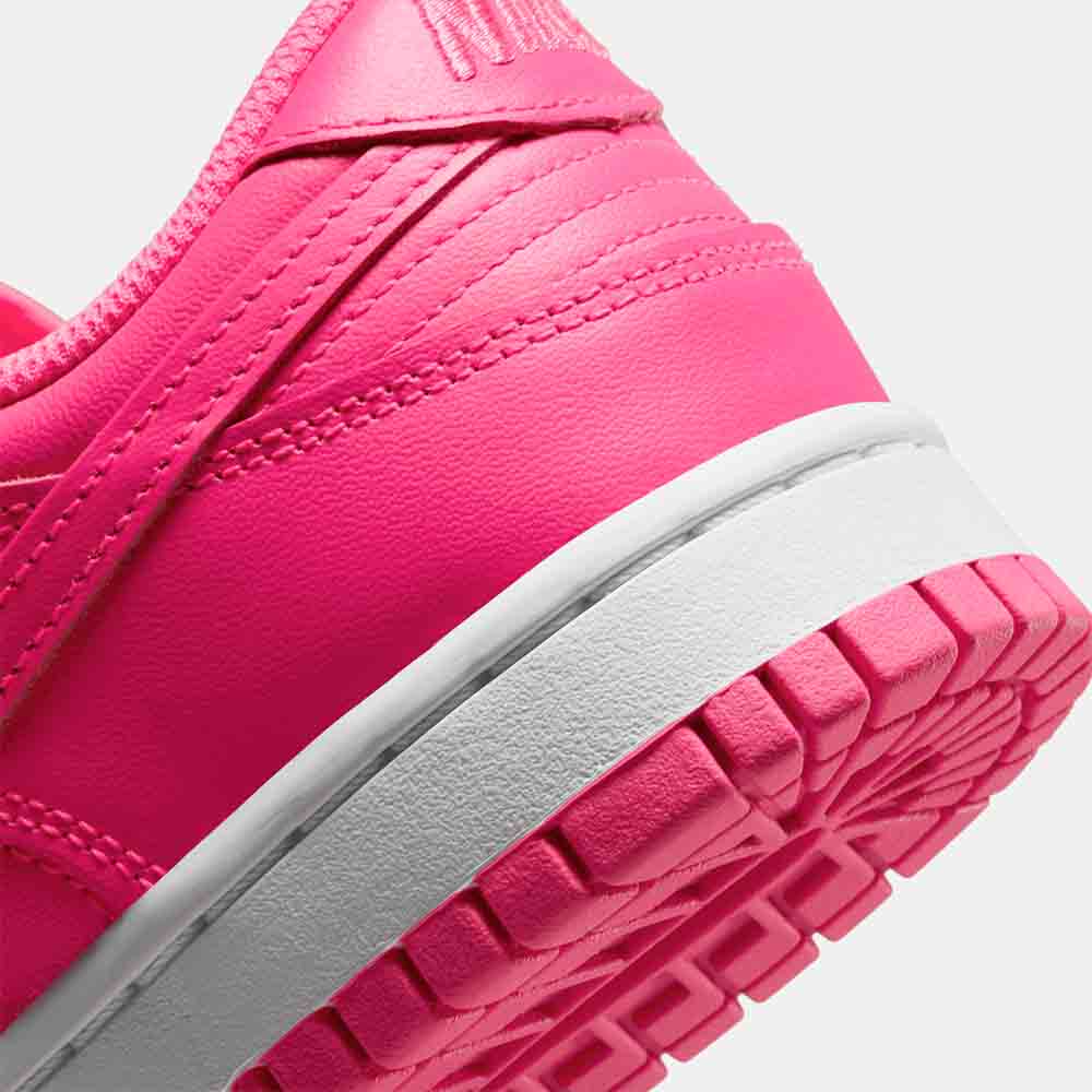 Up close, rear view of the Women's Nike Dunk Low.