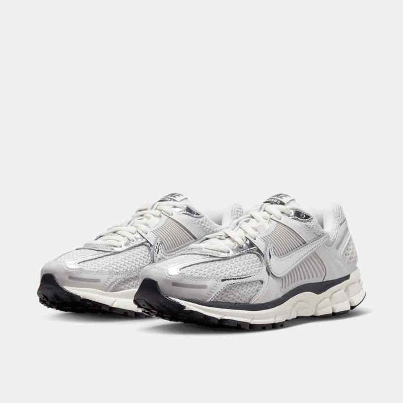 Nike Women's Zoom Vomero 5