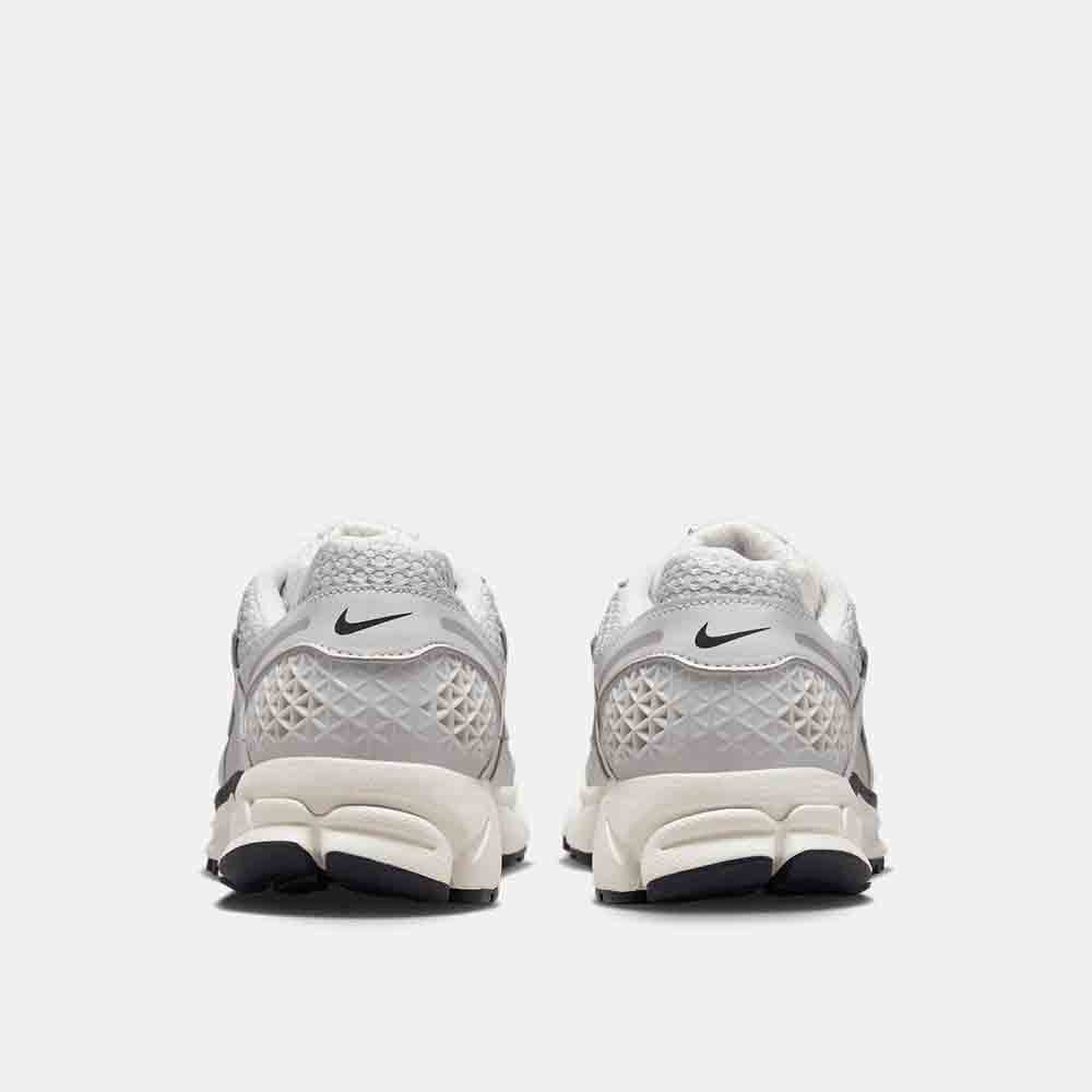 Rear view of the Nike Women's Zoom Vomero 5.
