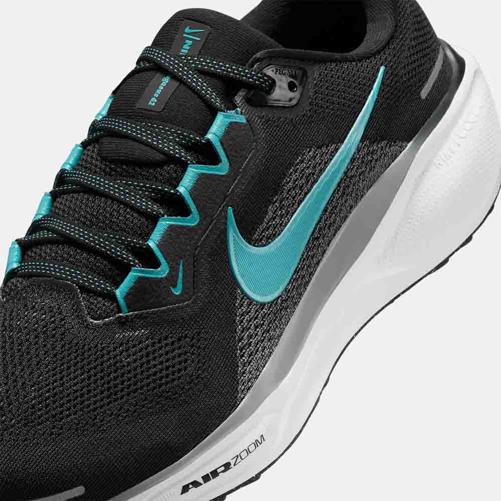 Up close, front view of the Men's Nike Pegasus 41 Running Shoes.