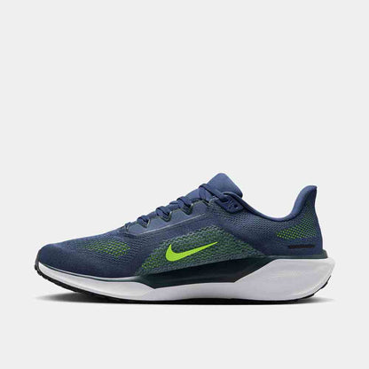 Side medial view of the Men's Nike Air Zoom Pegasus 41.