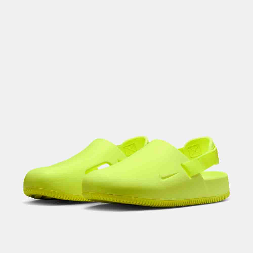 Front view of the Men's Nike Calm Mules.