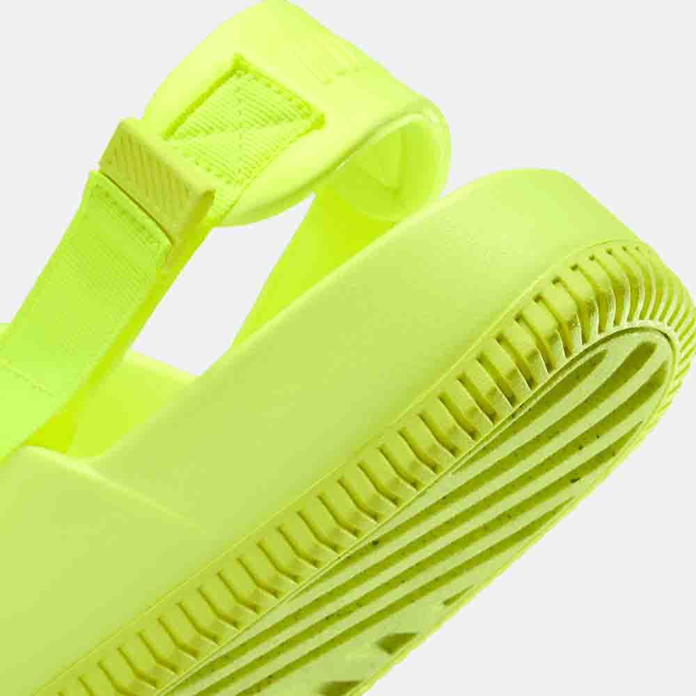 Up close, rear view of the Men's Nike Calm Mules.