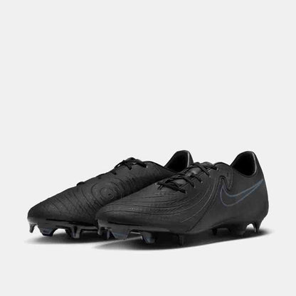 Front view of the Nike Phantom GX 2 Academy Soccer Cleats.