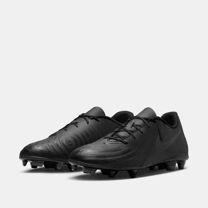 Front view of the Nike Phantom GX 2 Club Soccer Cleats.