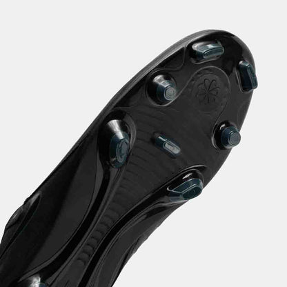 Bottom view of the Nike Phantom GX 2 Club Soccer Cleats.