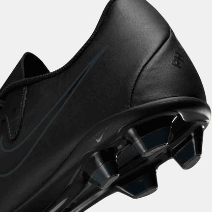 Up close, rear view of the Nike Phantom GX 2 Club Soccer Cleats.