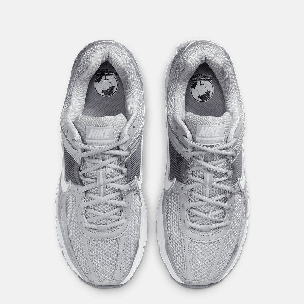 Top view of the Nike Zoom Vomero 5.