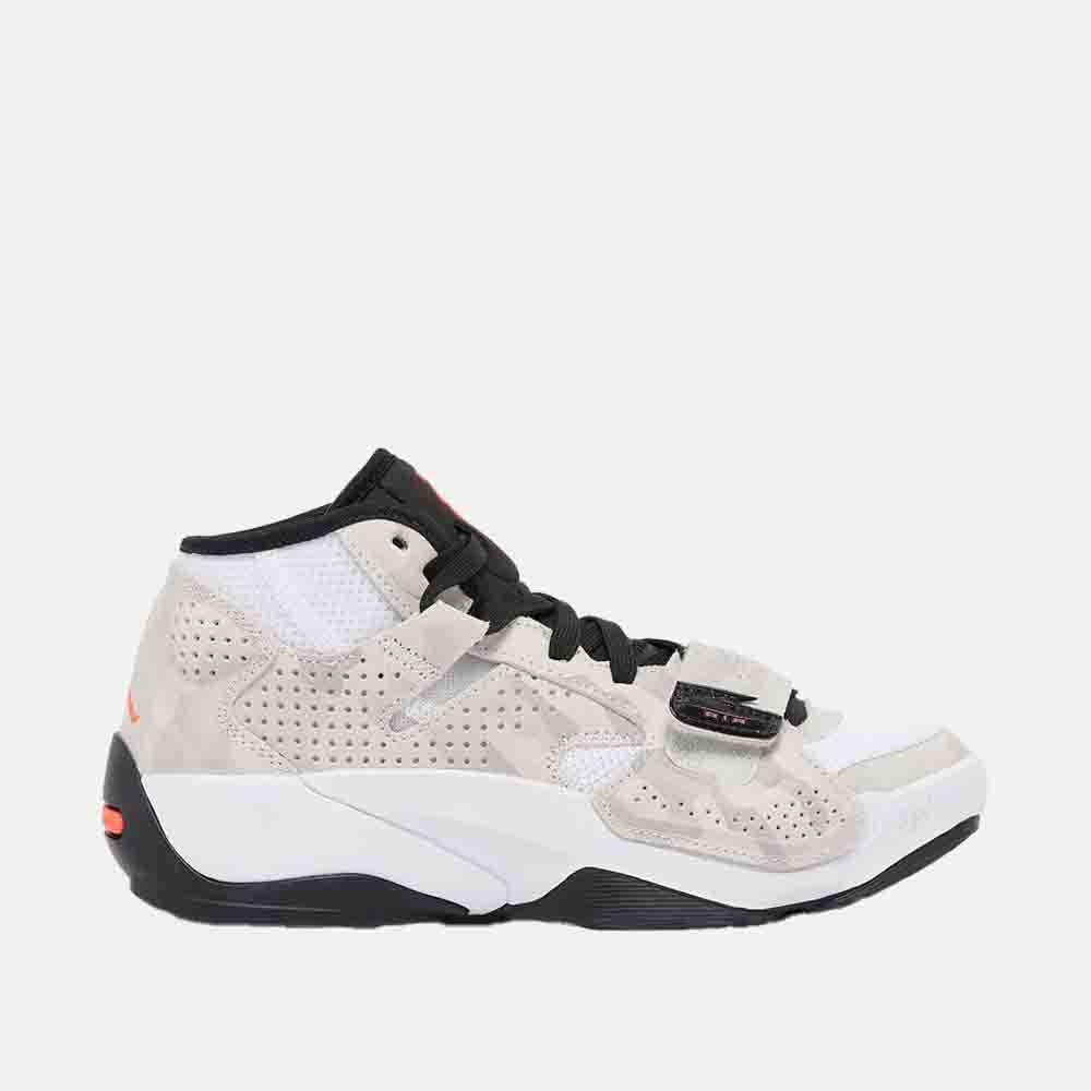 Side view of the Kids' Zion 2 "Light Camo".