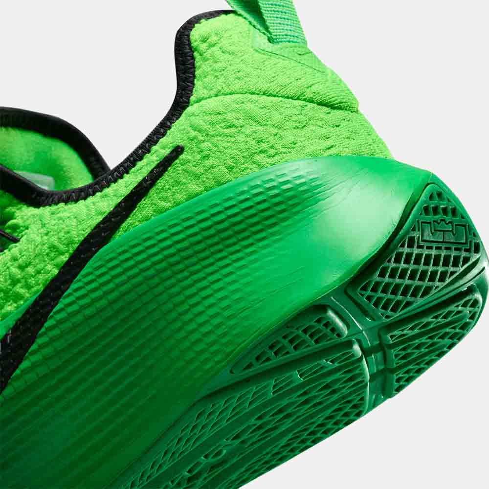 Up close, rear view of the Nike LeBron TR 1.