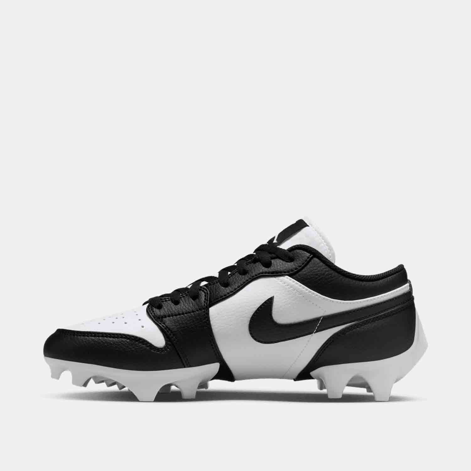 Side medial view of the Men's Jordan 1 Low TD Football Cleats.