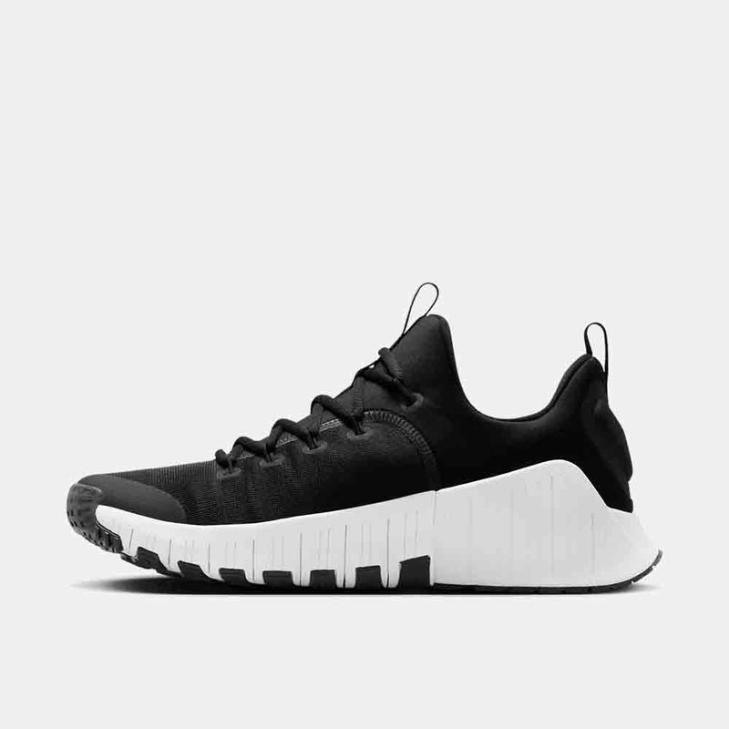 Side medial view of the Men's Nike Free Metcon 6.